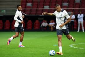 而俱乐部在 而俱乐部在